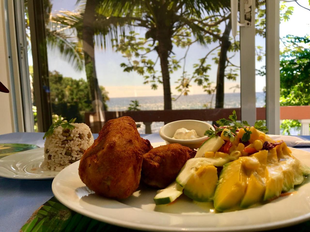 Hotel Restaurant Cyvadier Plage 작멜 외부 사진